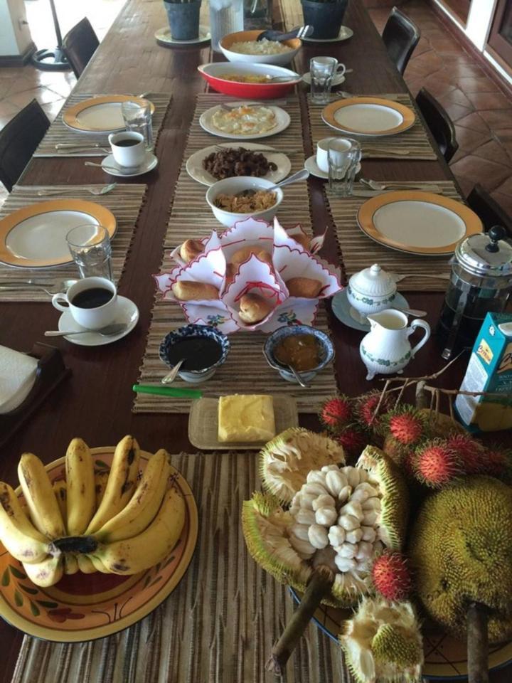 Ataalaya Farmhouse Batangas Dış mekan fotoğraf